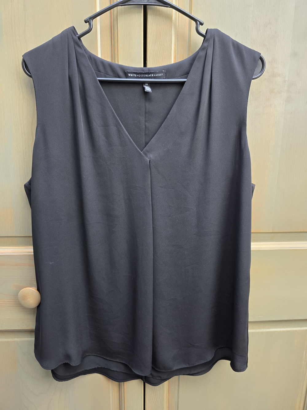 White House Black Market Black V-Neck Sleeveless Camisole